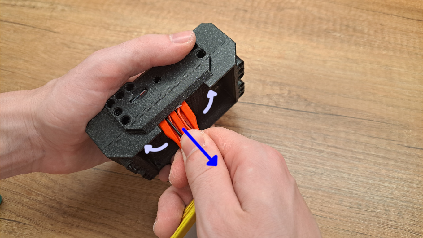 Wiggle with the tool